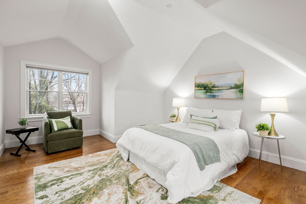 88 Crescent St # 2