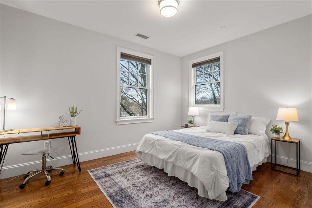 88 Crescent St # 2