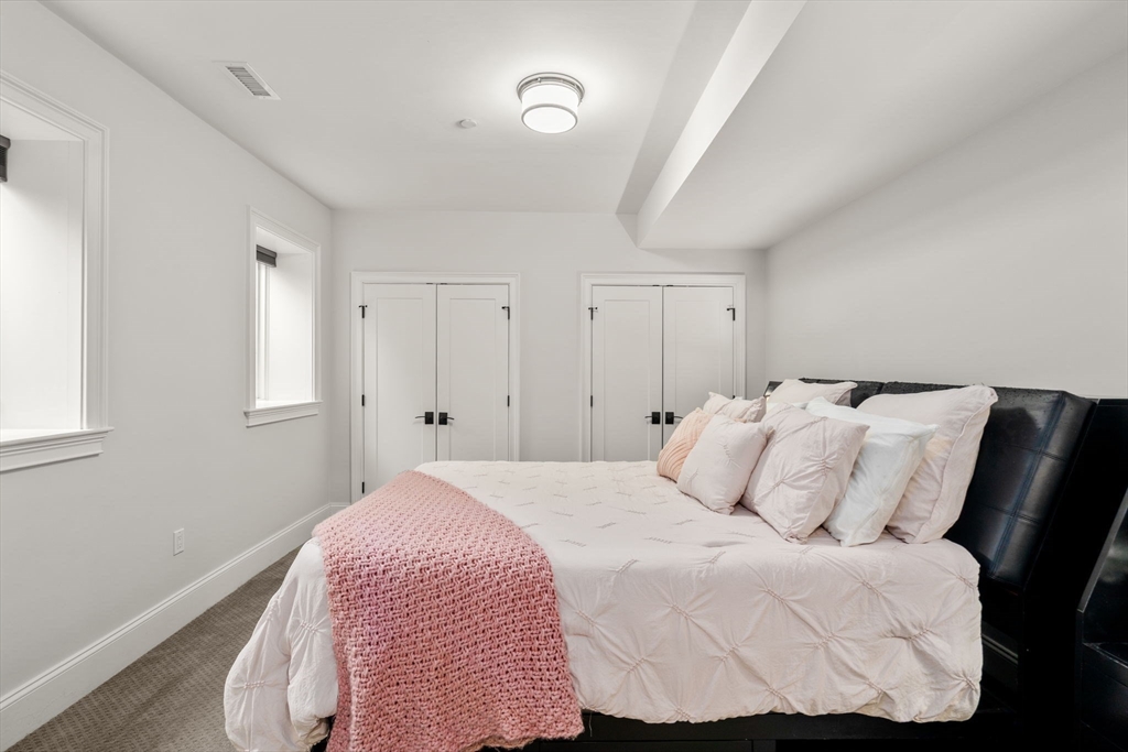 88 Crescent St # 2