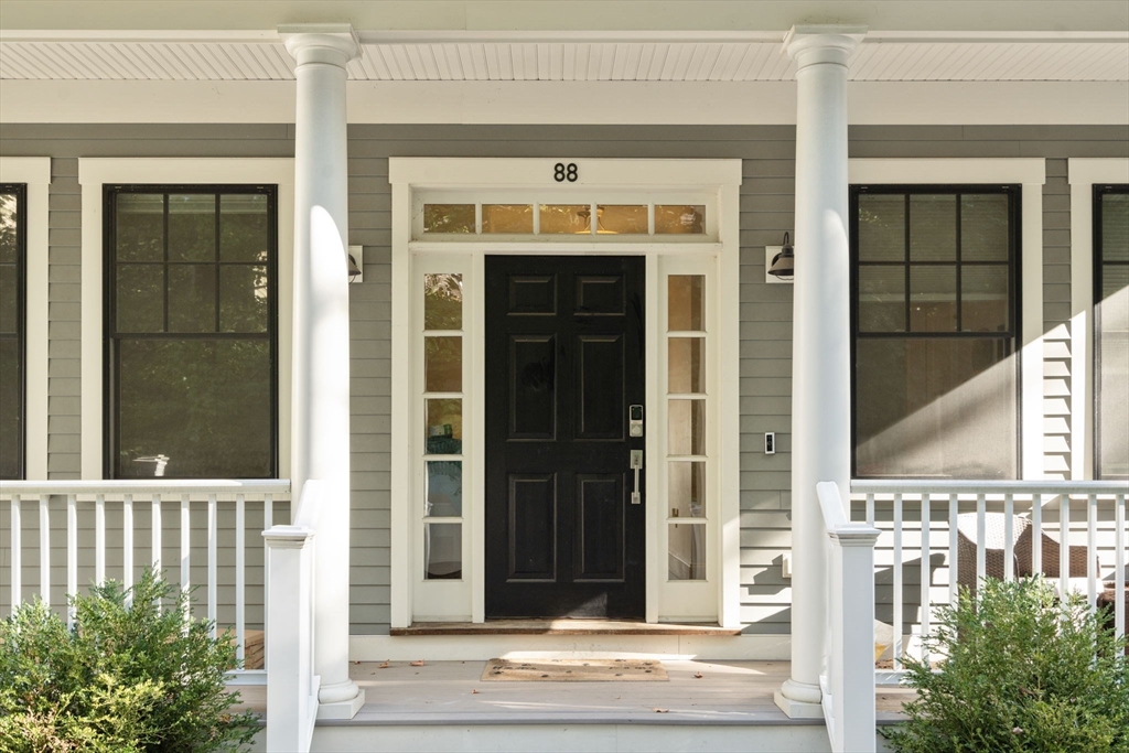 88 Crescent St # 2
