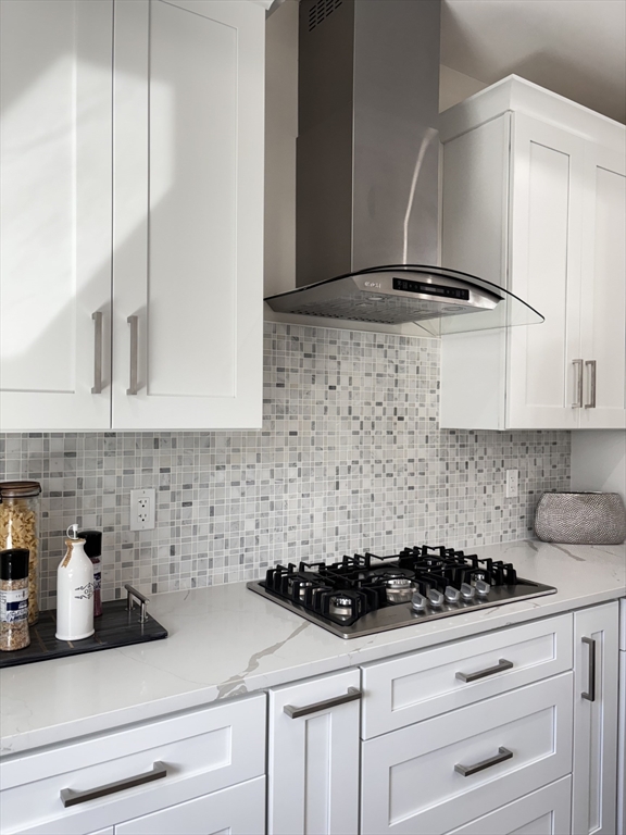 18 Woodbine St # 2 Unit: #2