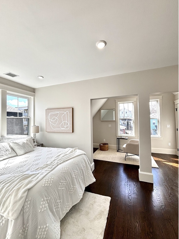 18 Woodbine St # 2 Unit: #2