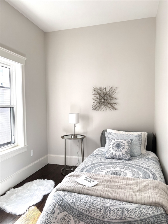 18 Woodbine St # 2 Unit: #2