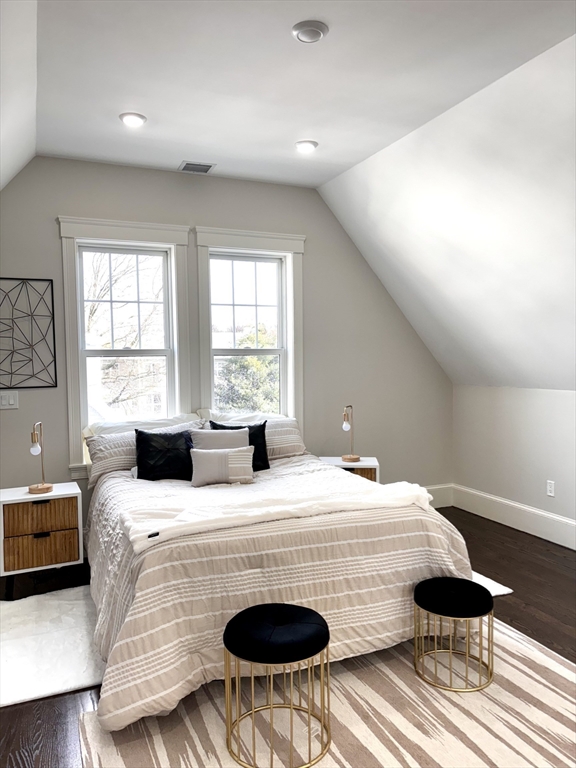 18 Woodbine St # 2 Unit: #2