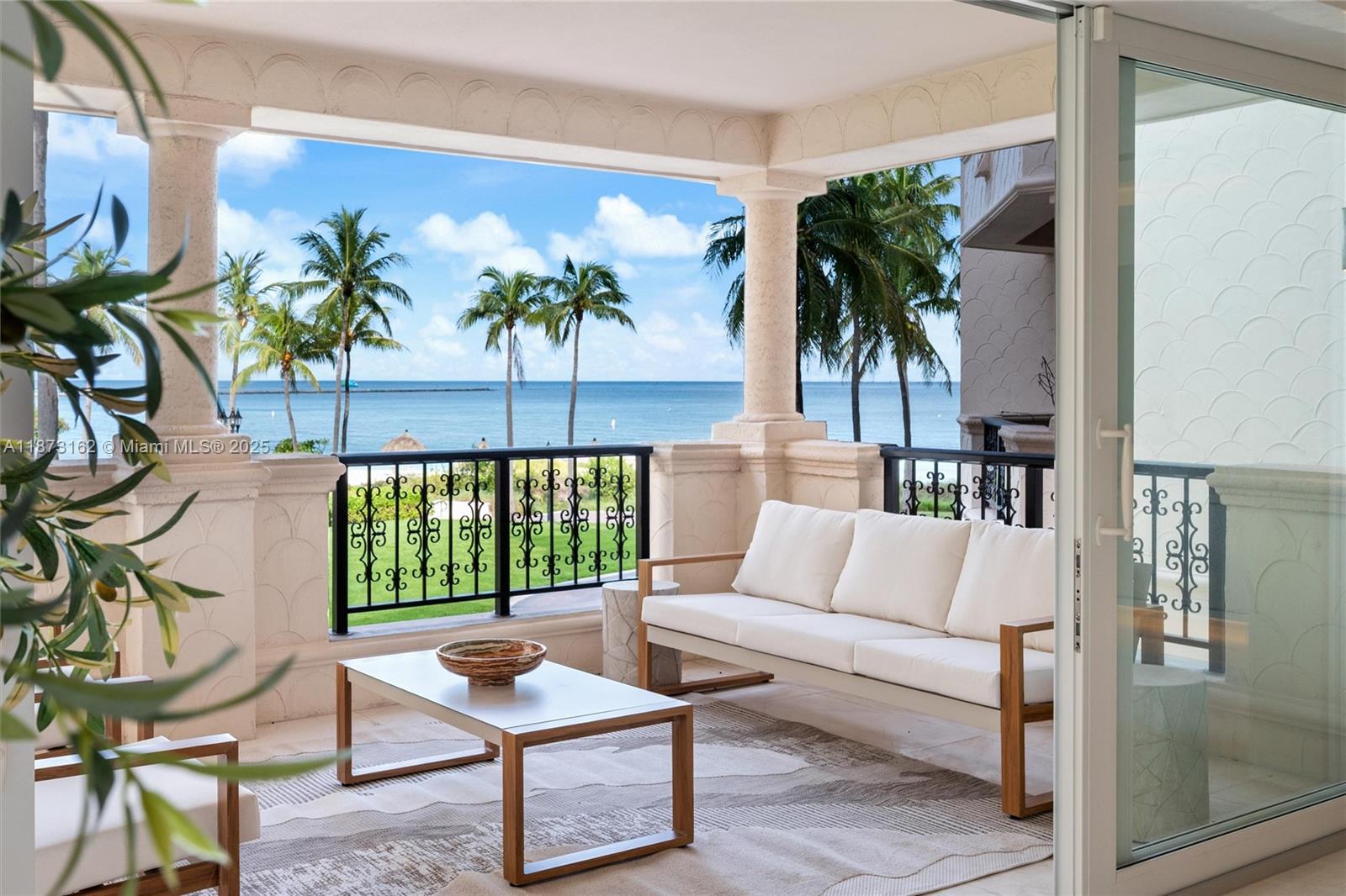 7921 Fisher Island Dr # 7921