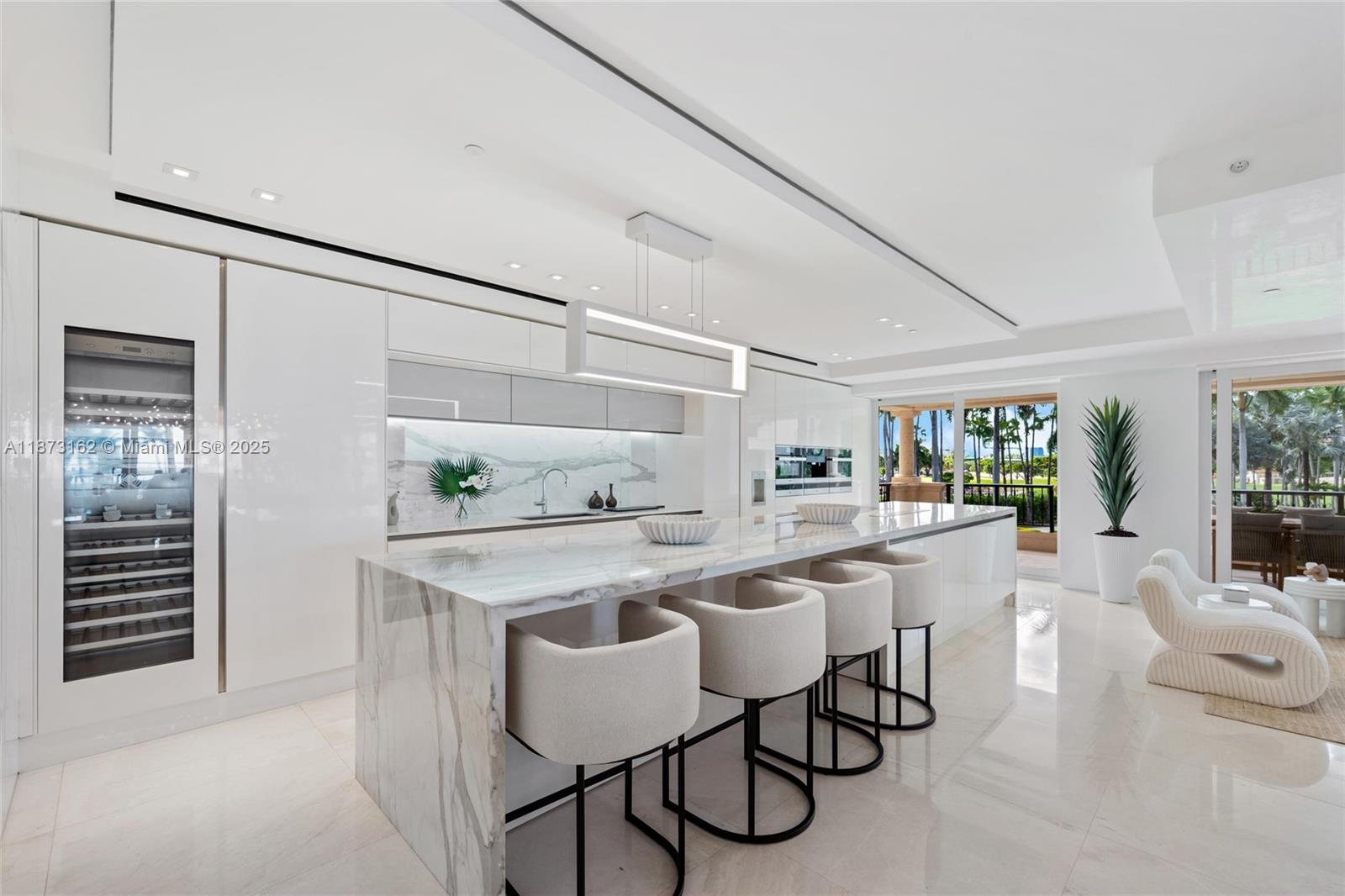 7921 Fisher Island Dr # 7921