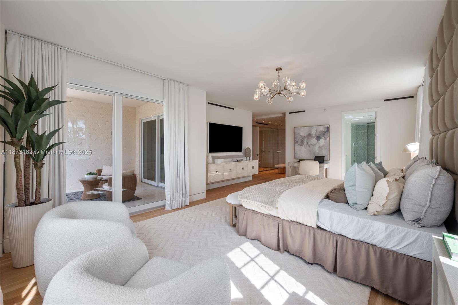 7921 Fisher Island Dr # 7921