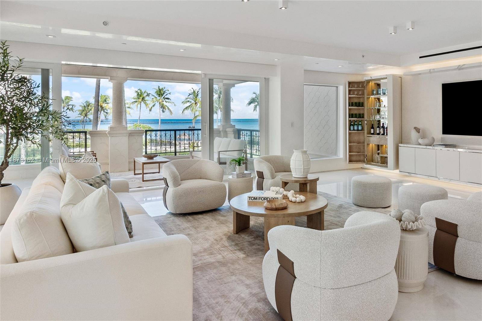 7921 Fisher Island Dr # 7921