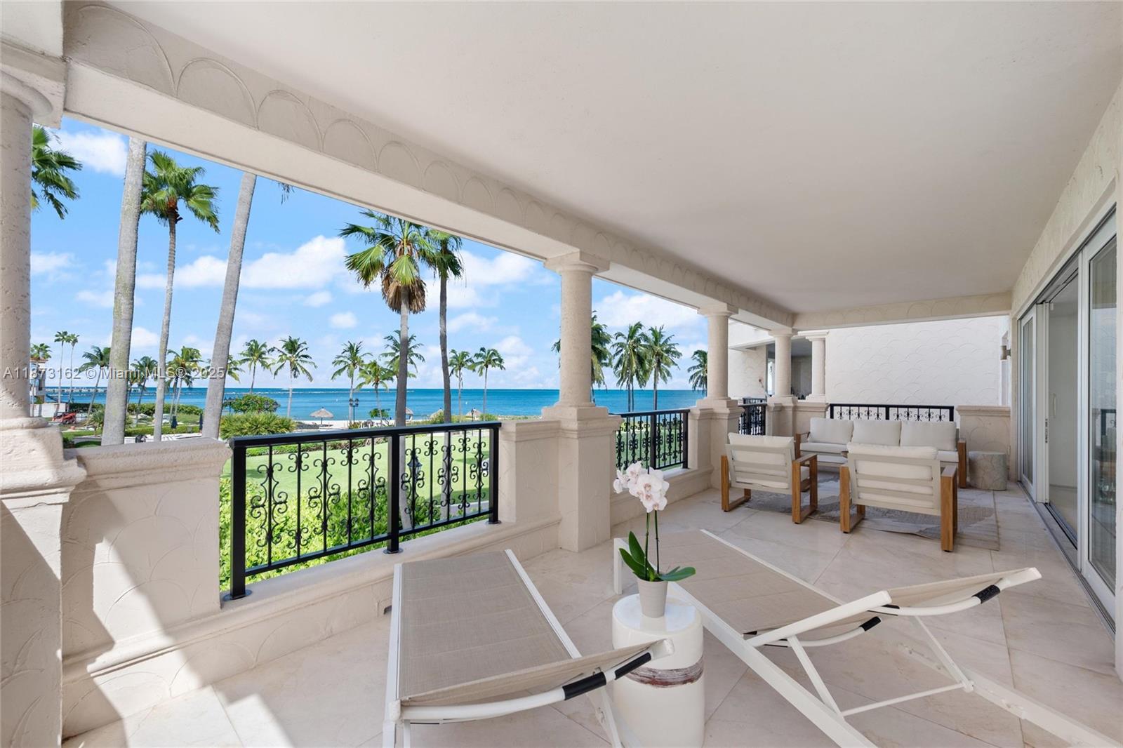 7921 Fisher Island Dr # 7921