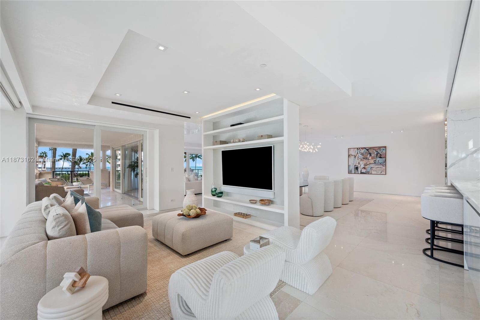 7921 Fisher Island Dr # 7921
