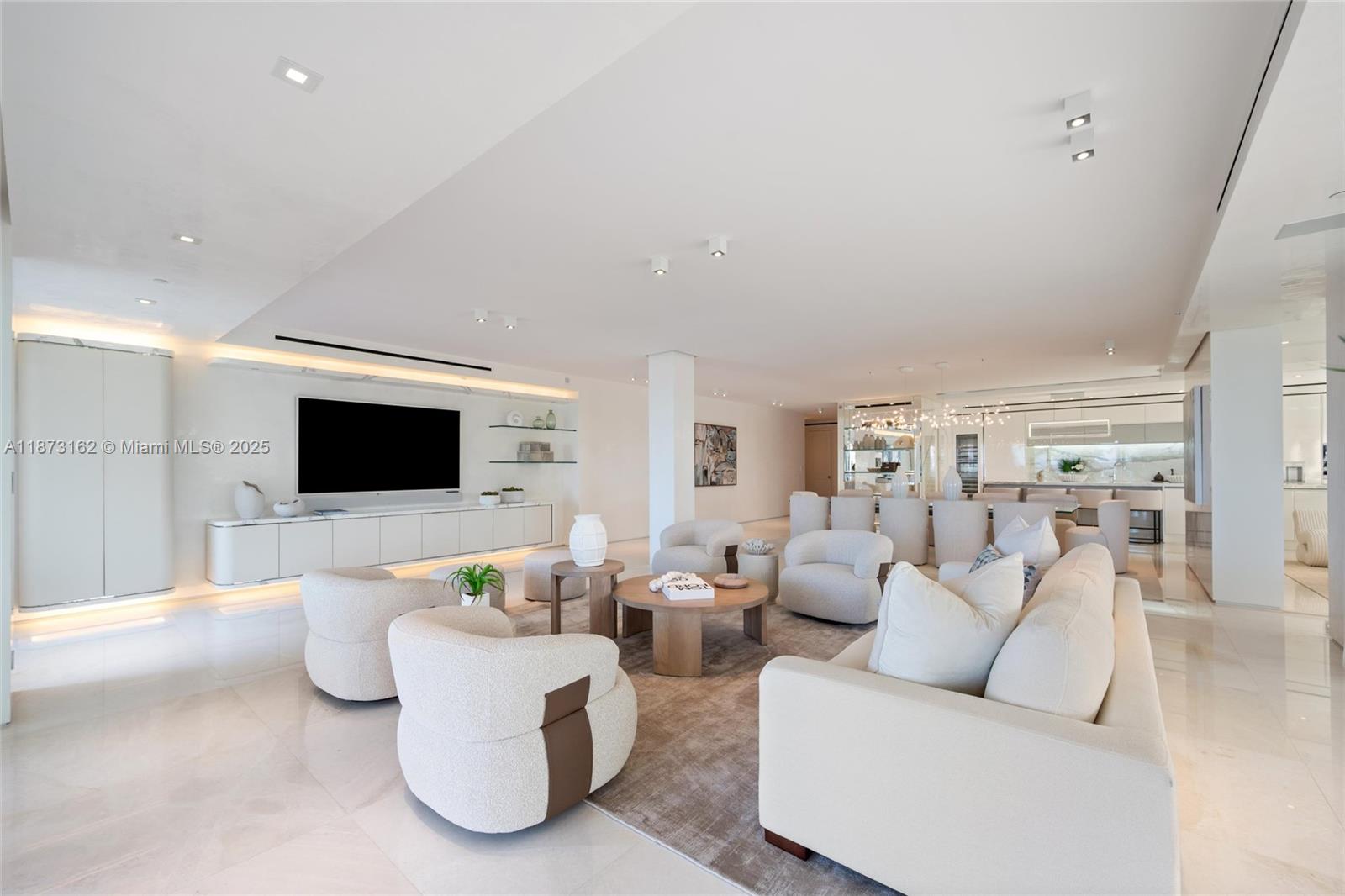 7921 Fisher Island Dr # 7921