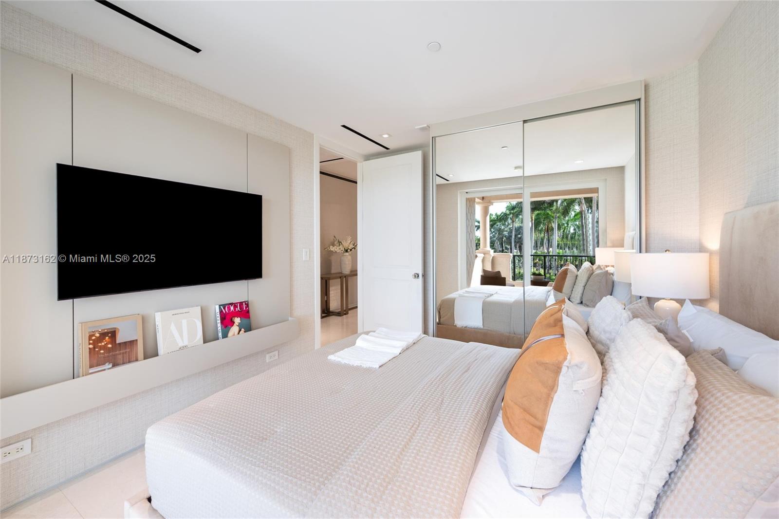 7921 Fisher Island Dr # 7921