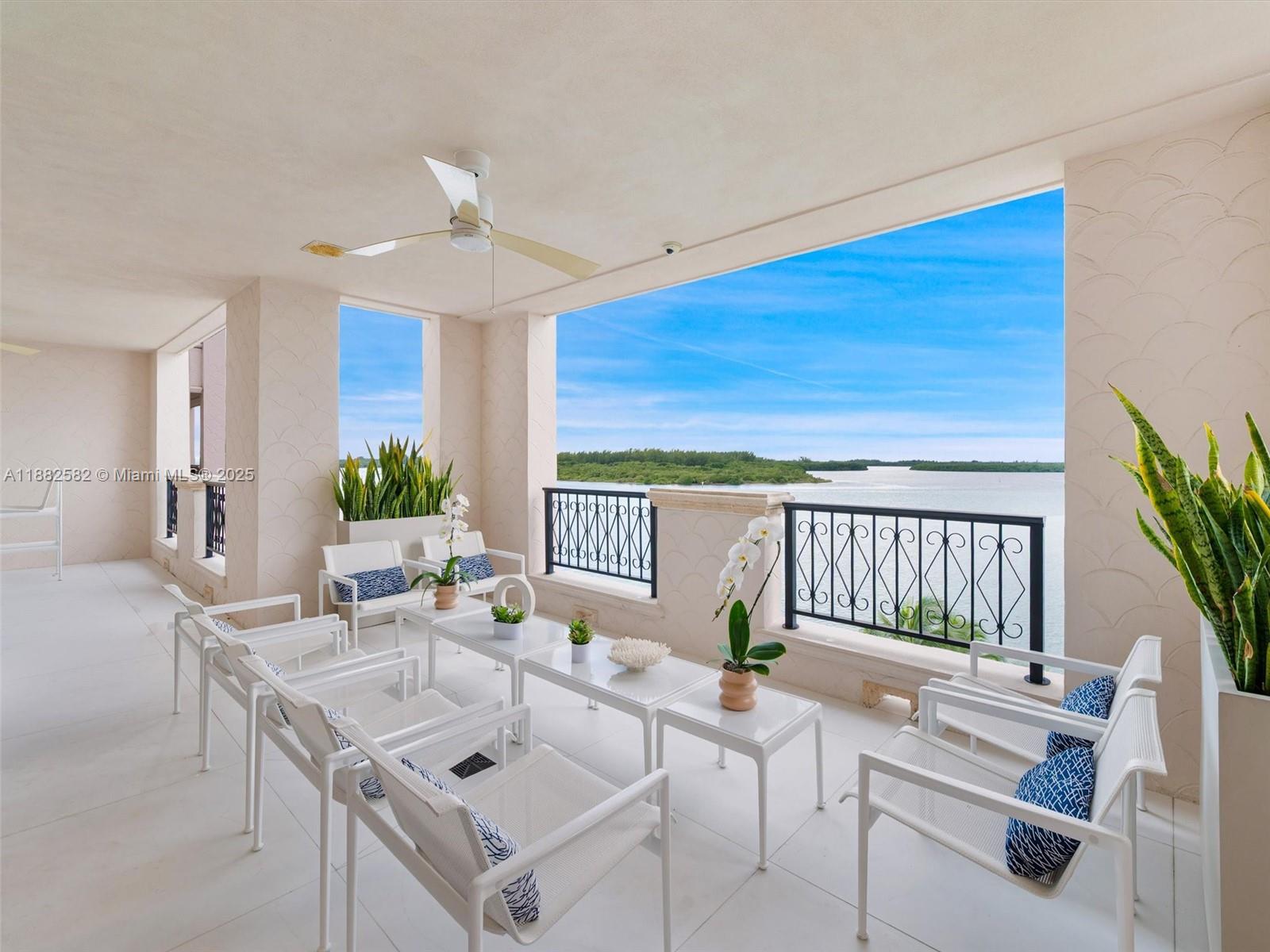 5053 Fisher Island Dr # 5053