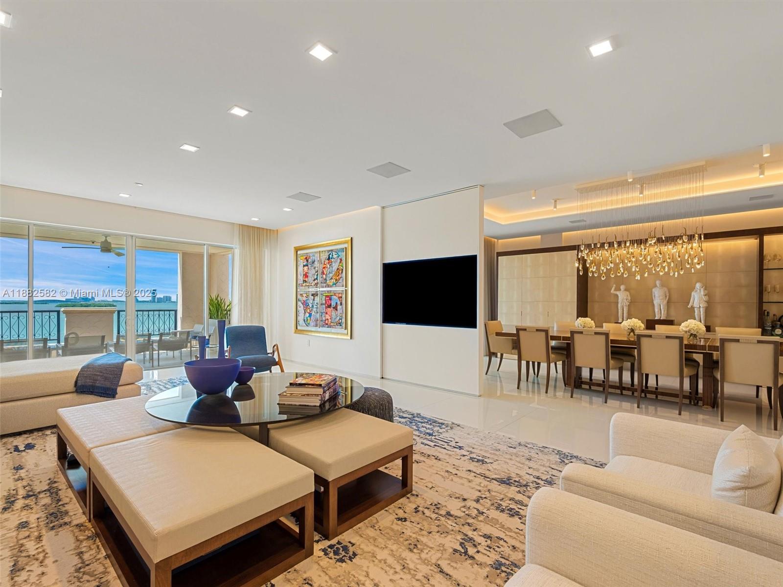 5053 Fisher Island Dr # 5053