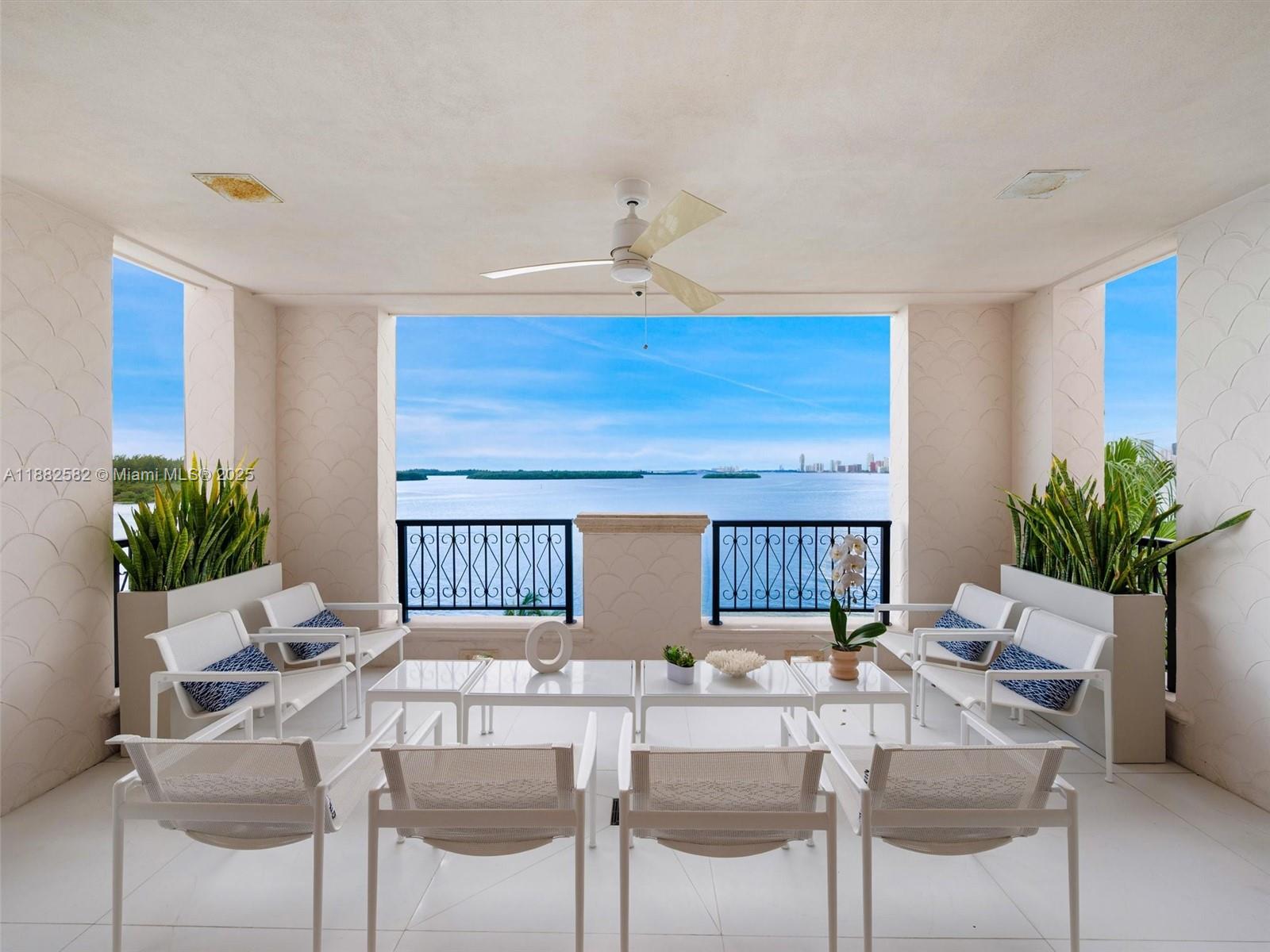 5053 Fisher Island Dr # 5053