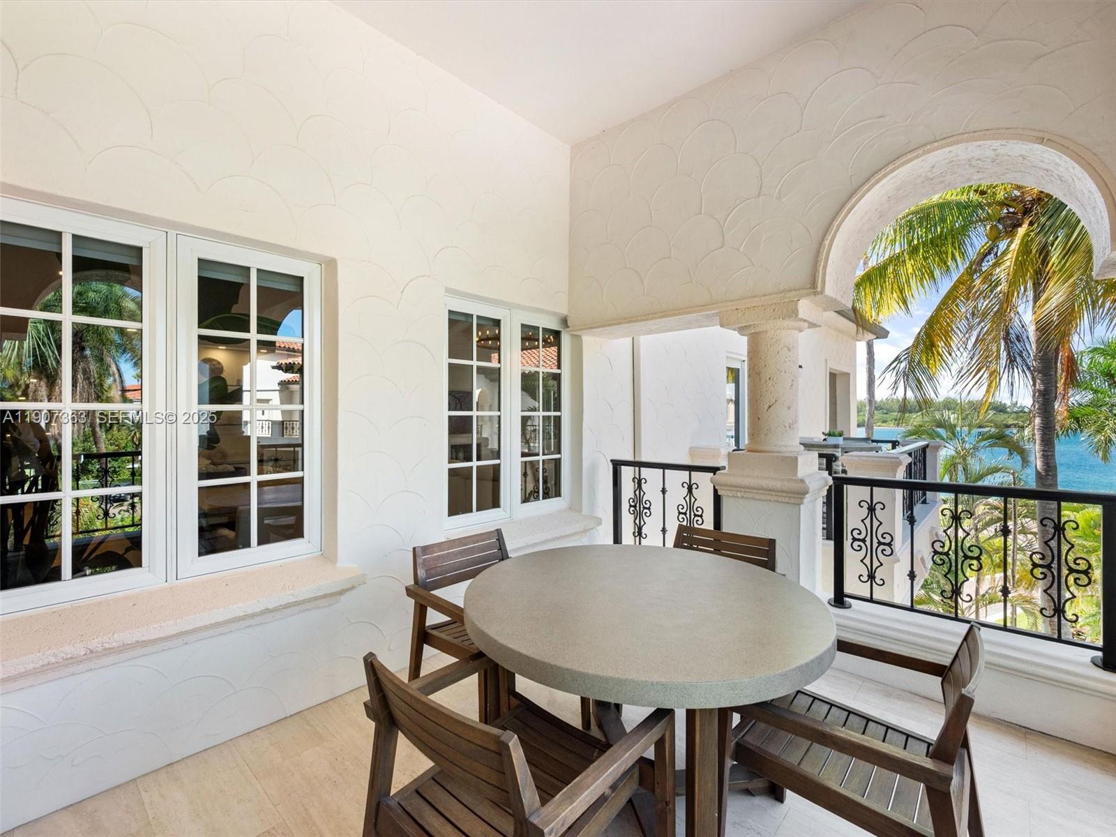 2236 Fisher Island Dr # 3306