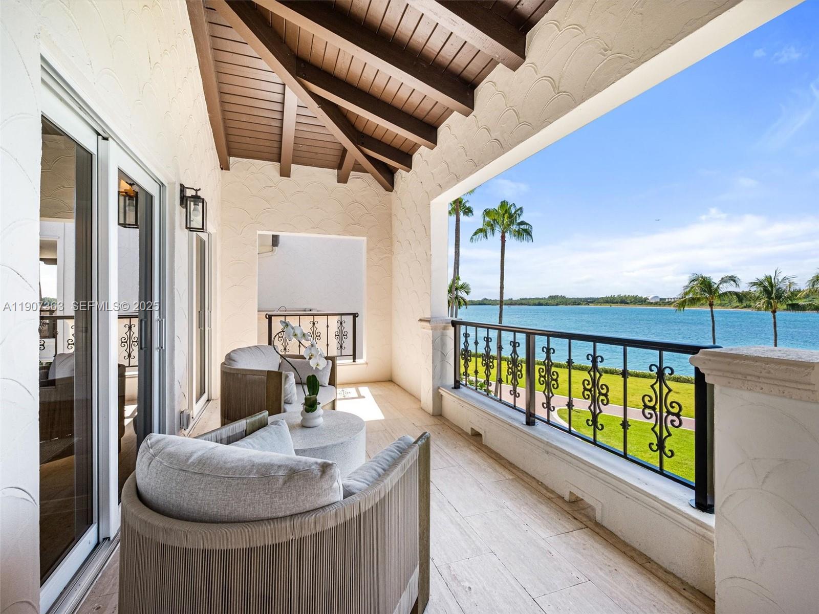 2236 Fisher Island Dr # 3306