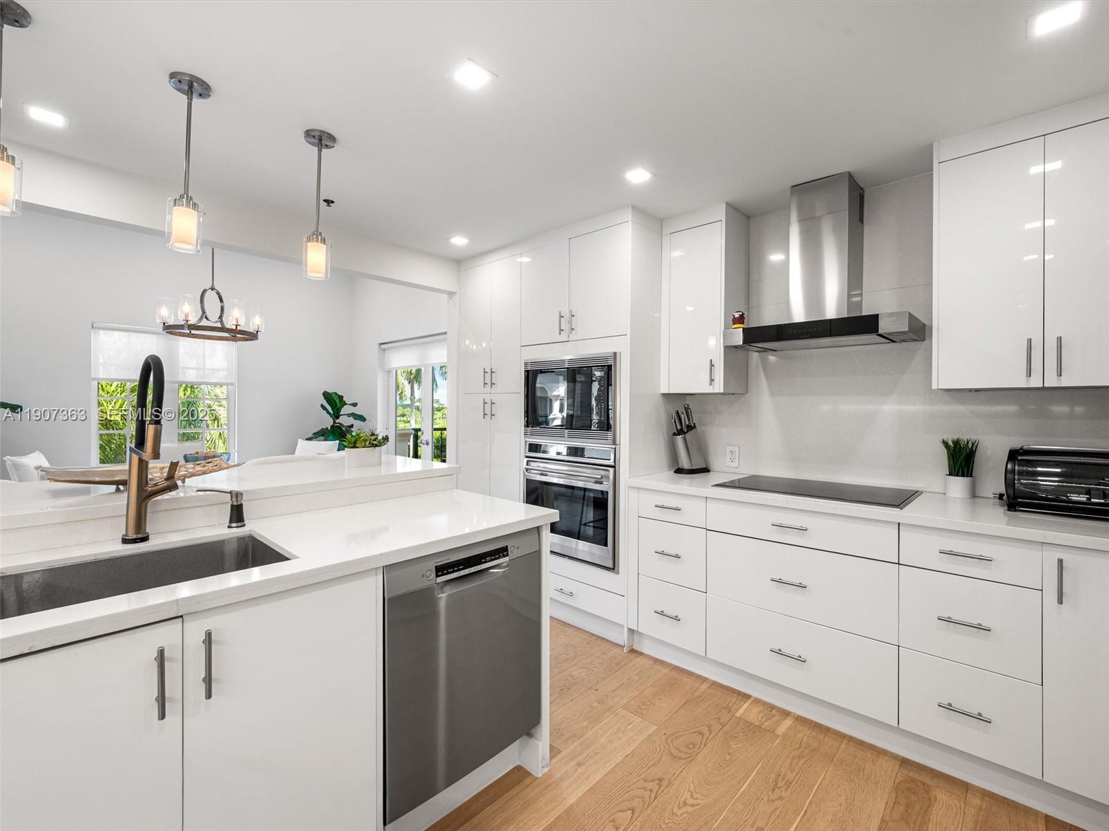 2236 Fisher Island Dr # 3306