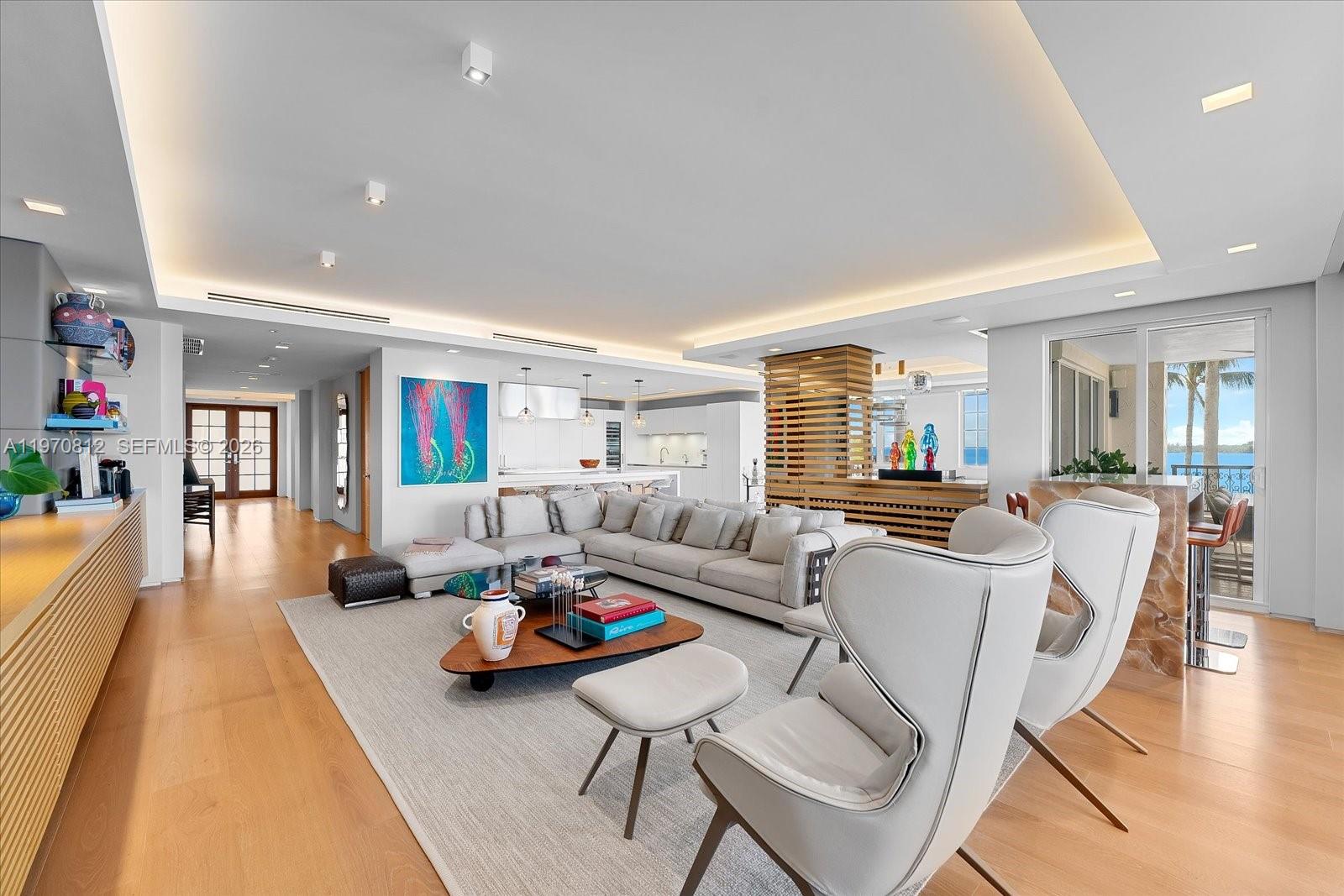 4921 Fisher Island Dr # 4921