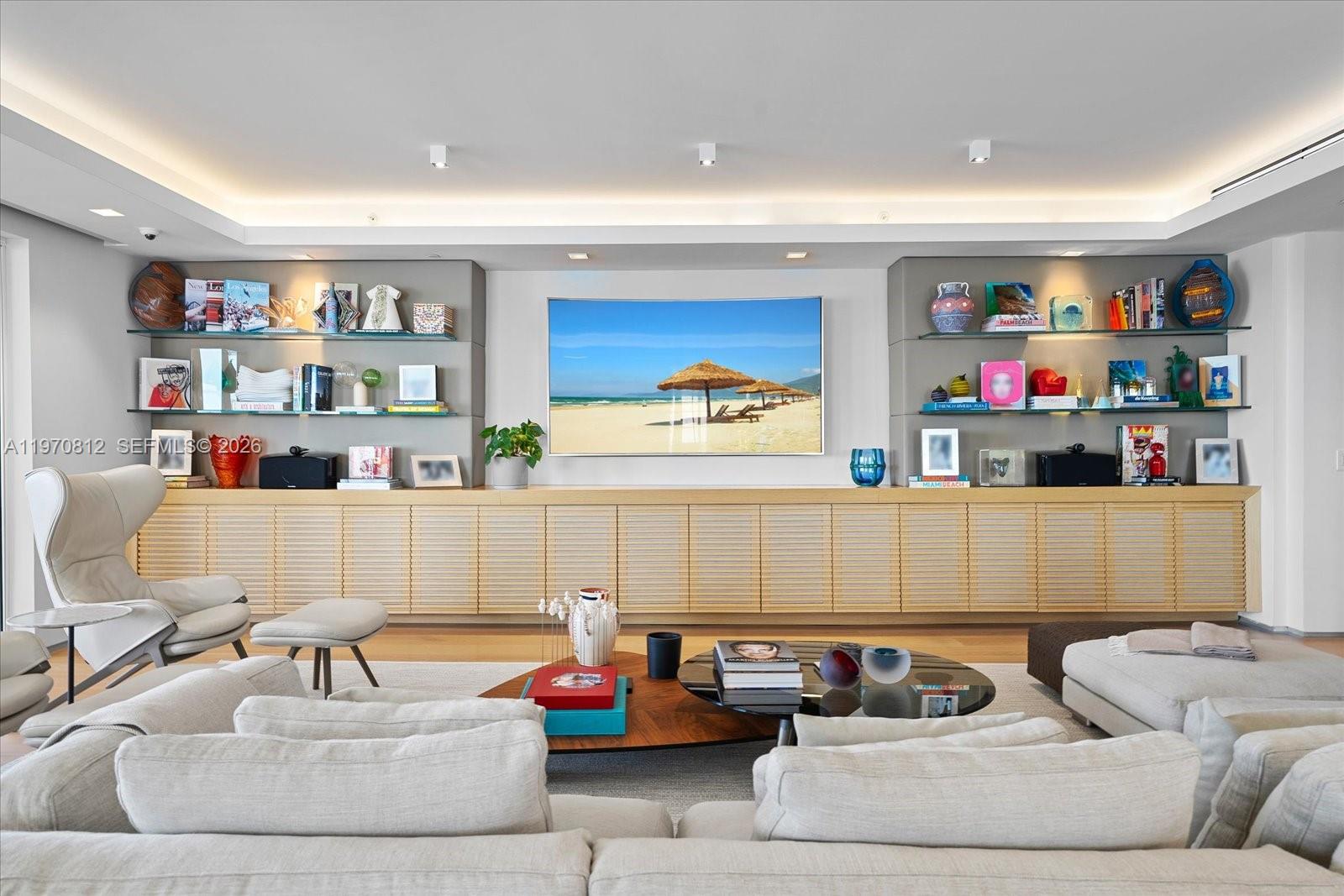 4921 Fisher Island Dr # 4921