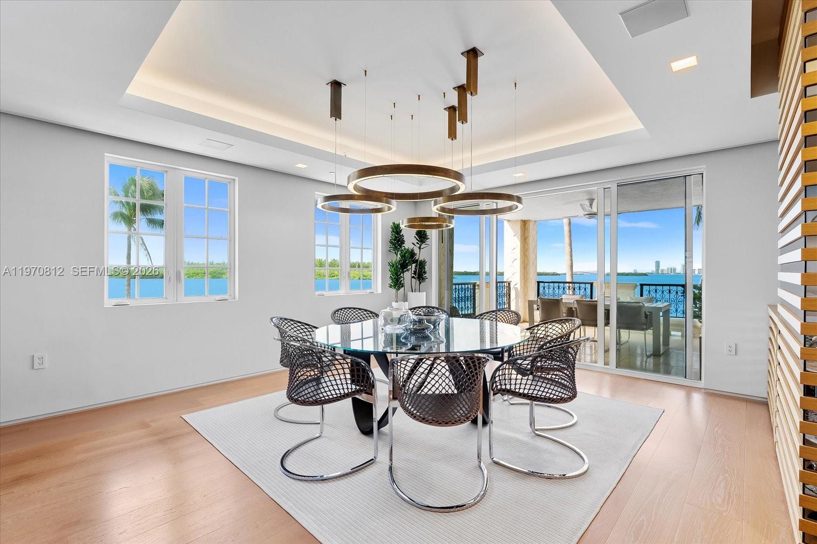 4921 Fisher Island Dr # 4921