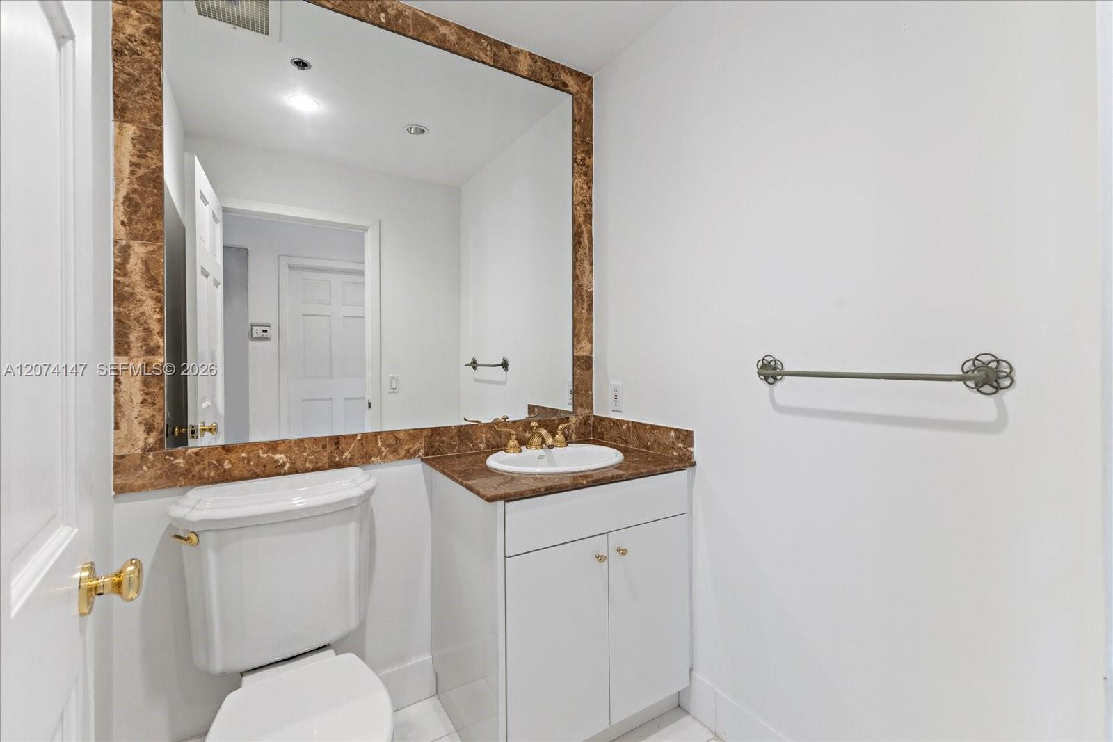 2134 Fisher Island Dr # 2134