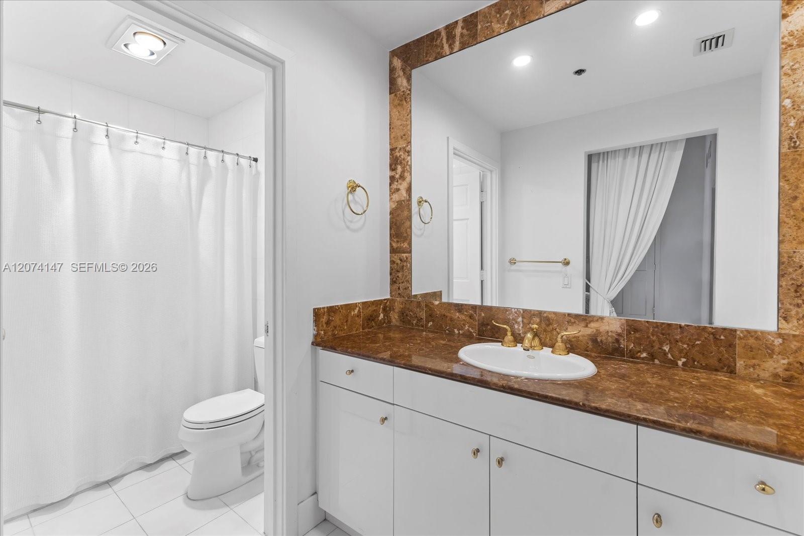 2134 Fisher Island Dr # 2134