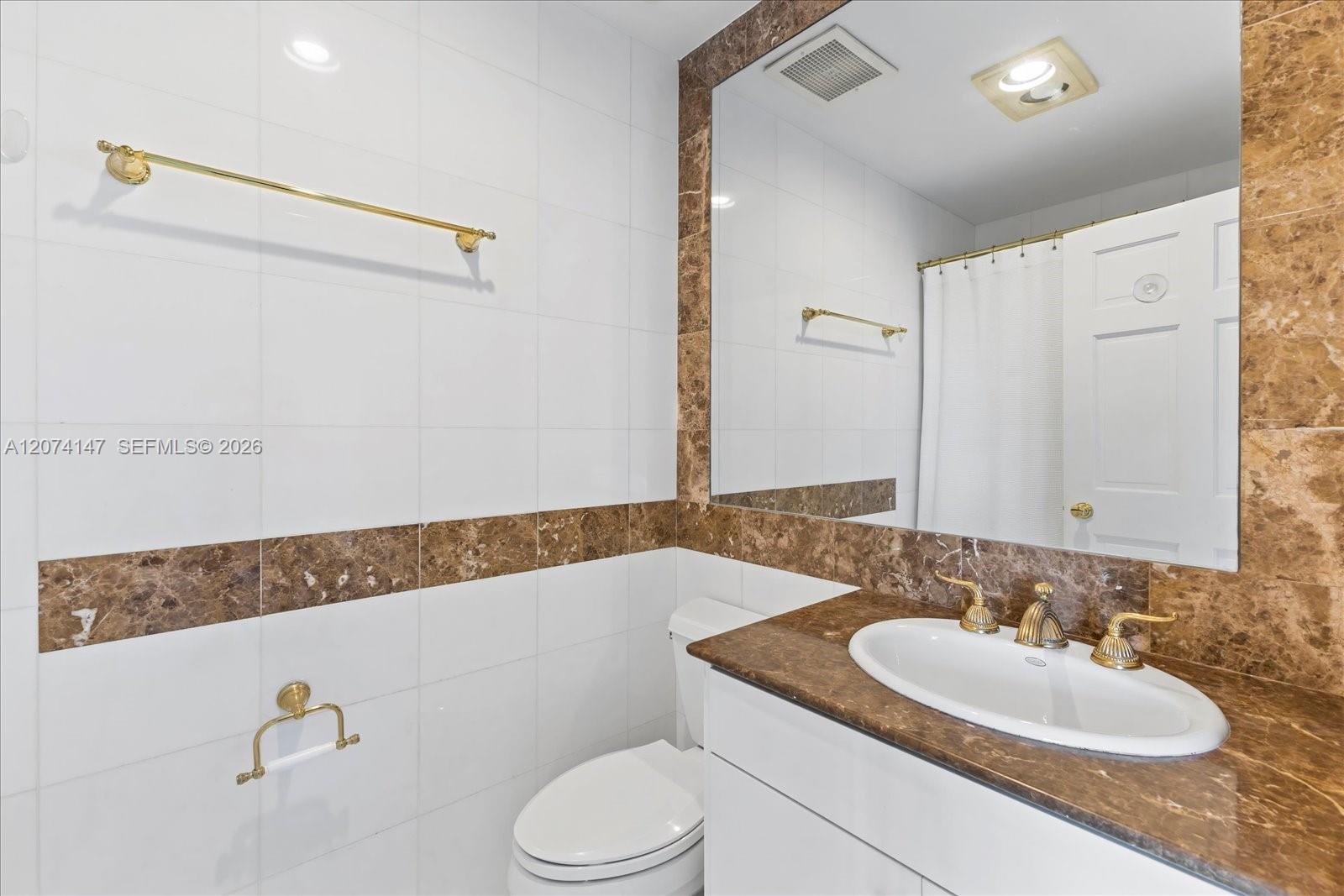 2134 Fisher Island Dr # 2134