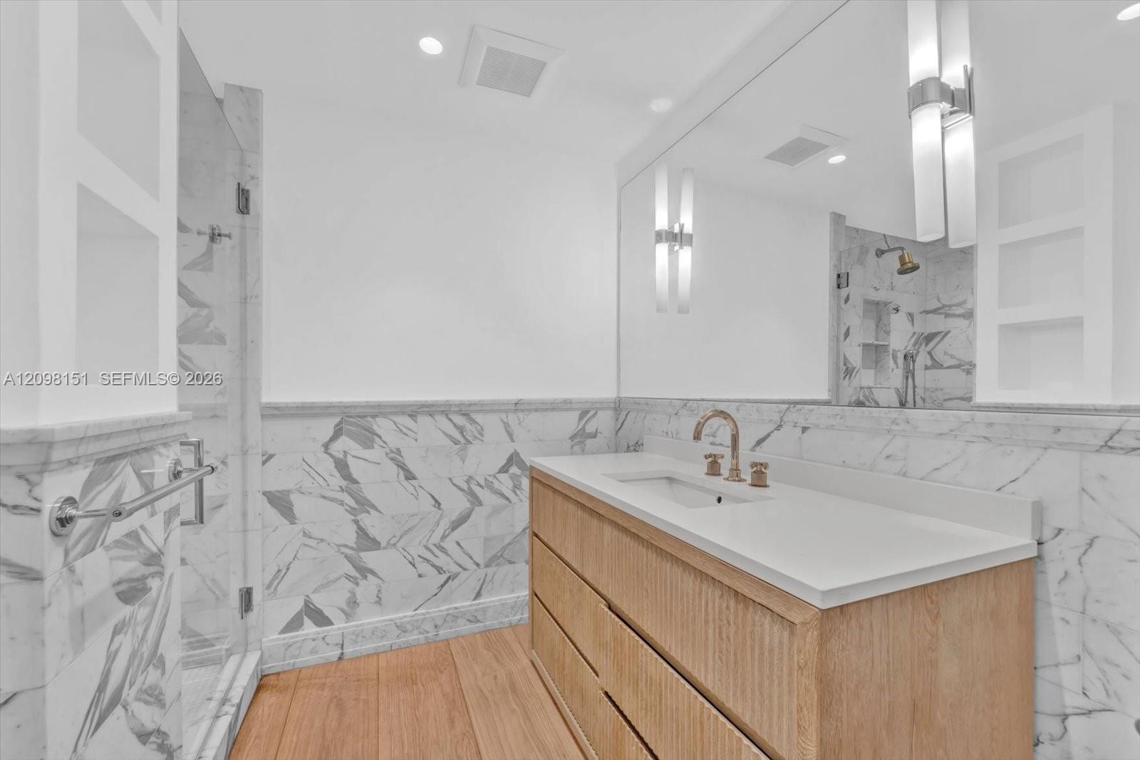 7724 Fisher Island Dr # 7724