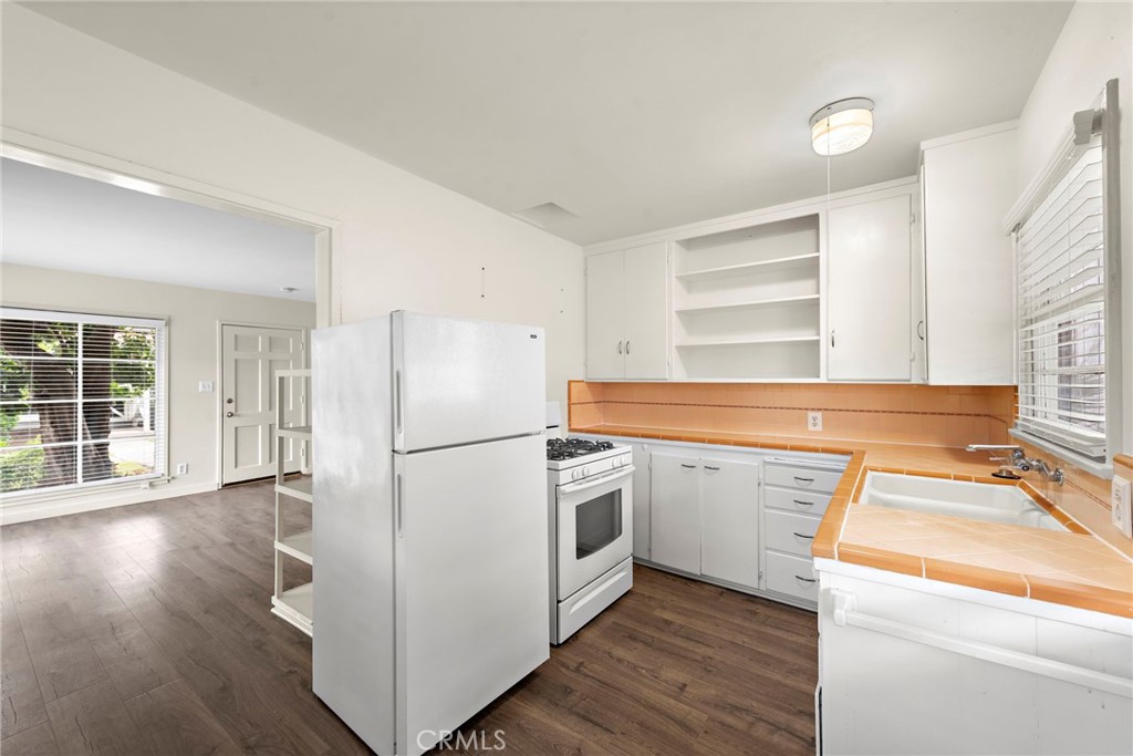 610 Marguerite Avenue C