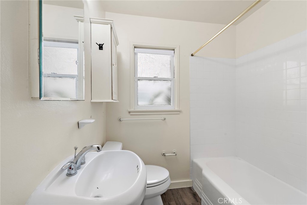 610 Marguerite Avenue C