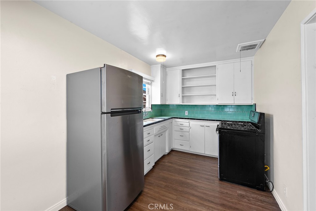 614 Marguerite Avenue B