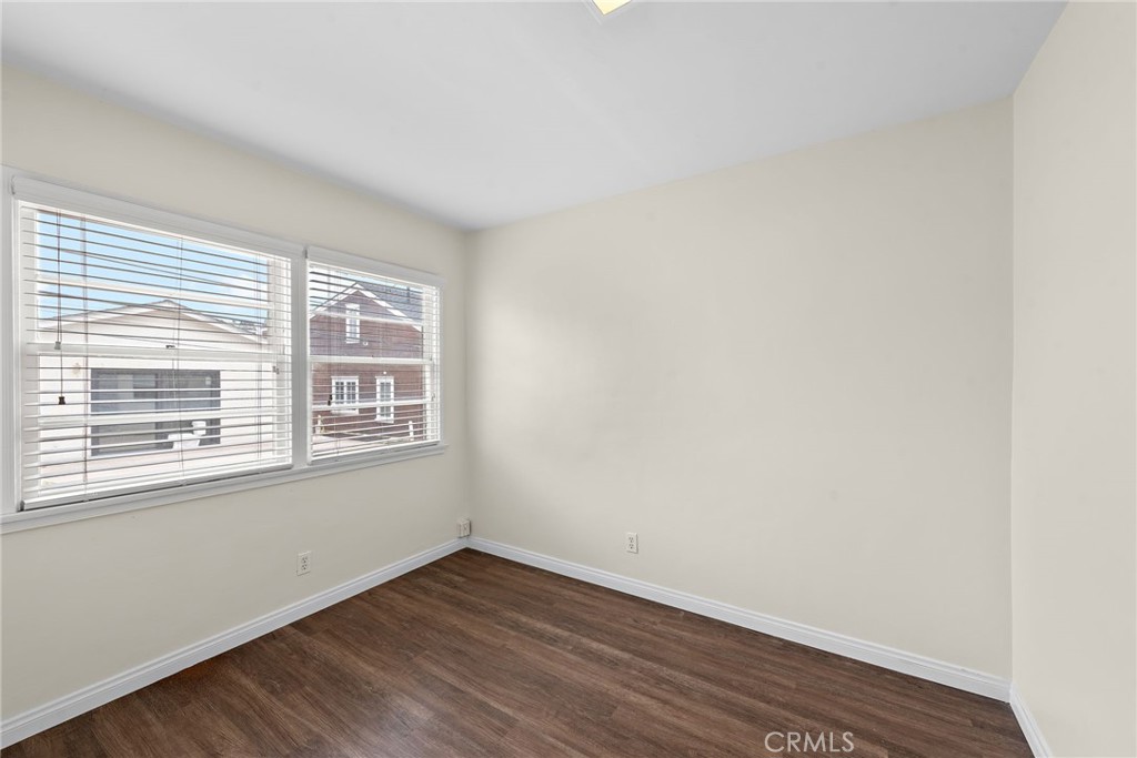 614 Marguerite Avenue B