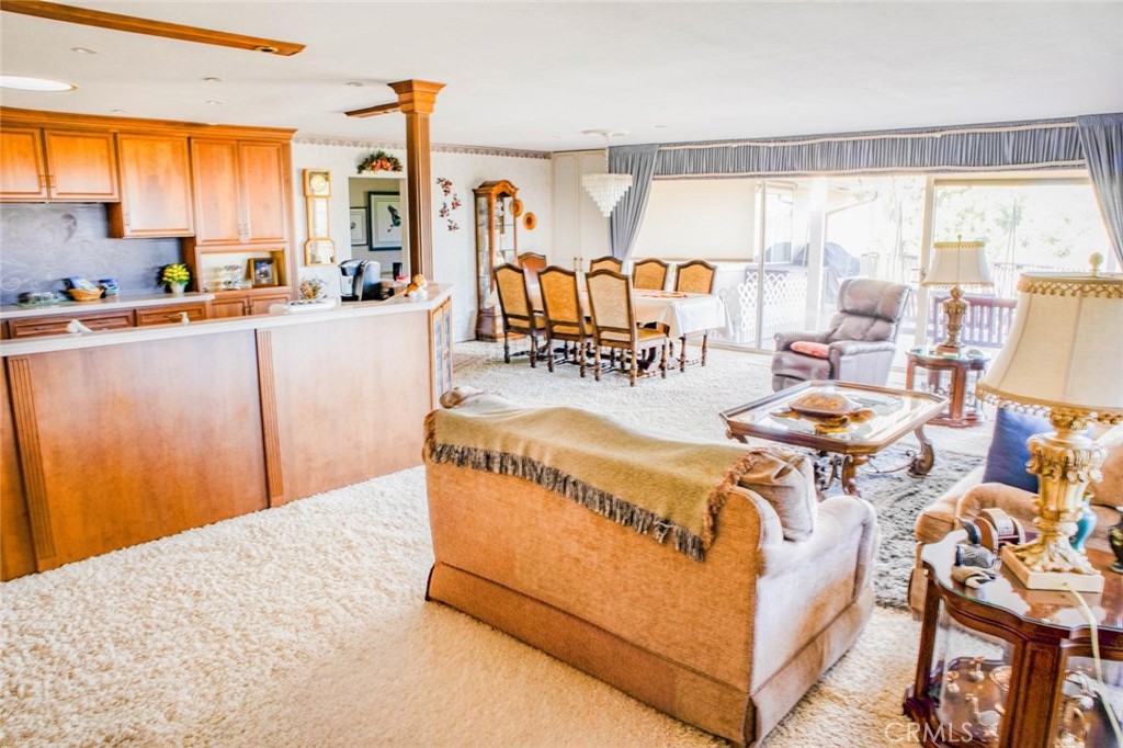 730 Saint James Place