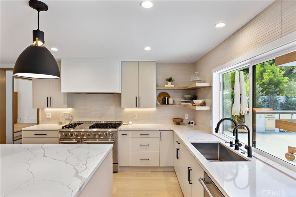 27171 Calle Delgado