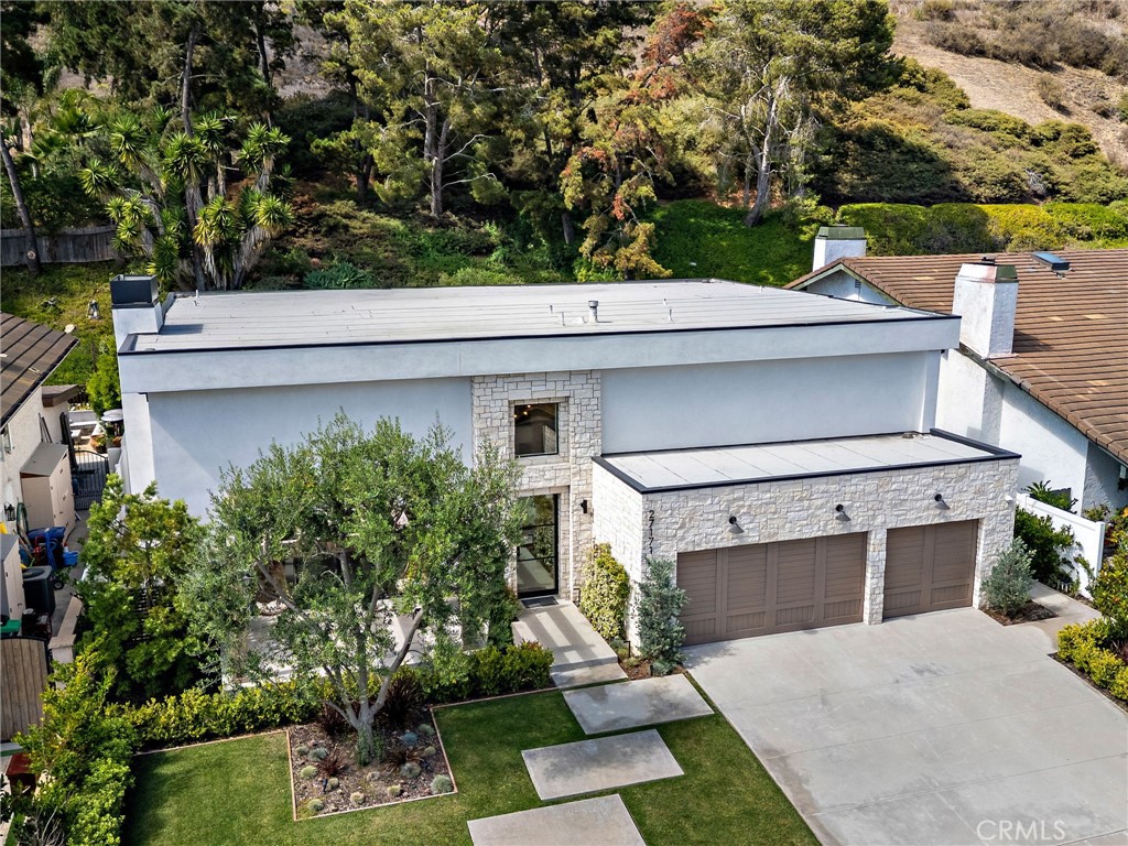27171 Calle Delgado