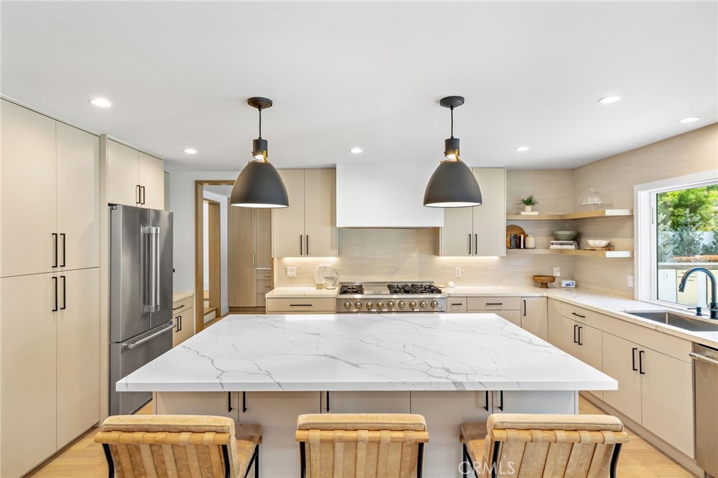27171 Calle Delgado