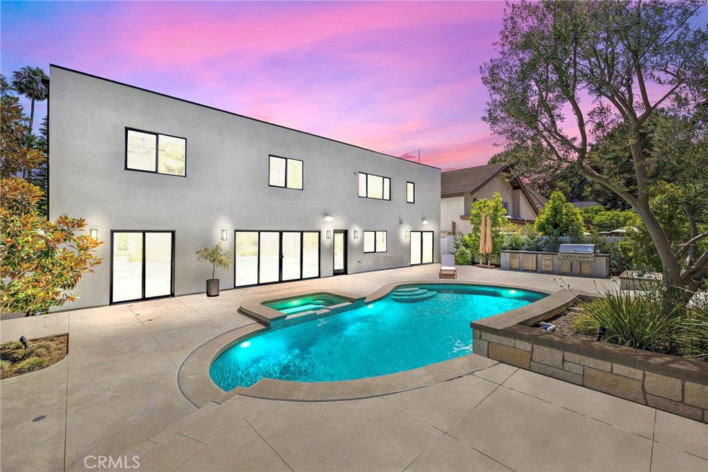 27171 Calle Delgado