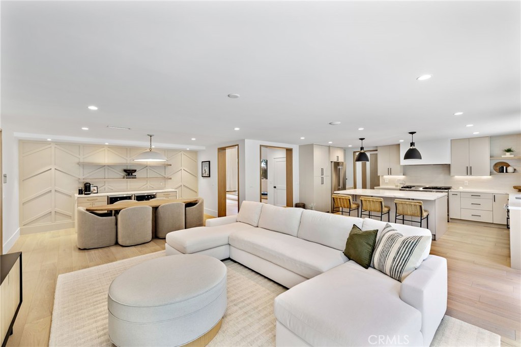 27171 Calle Delgado