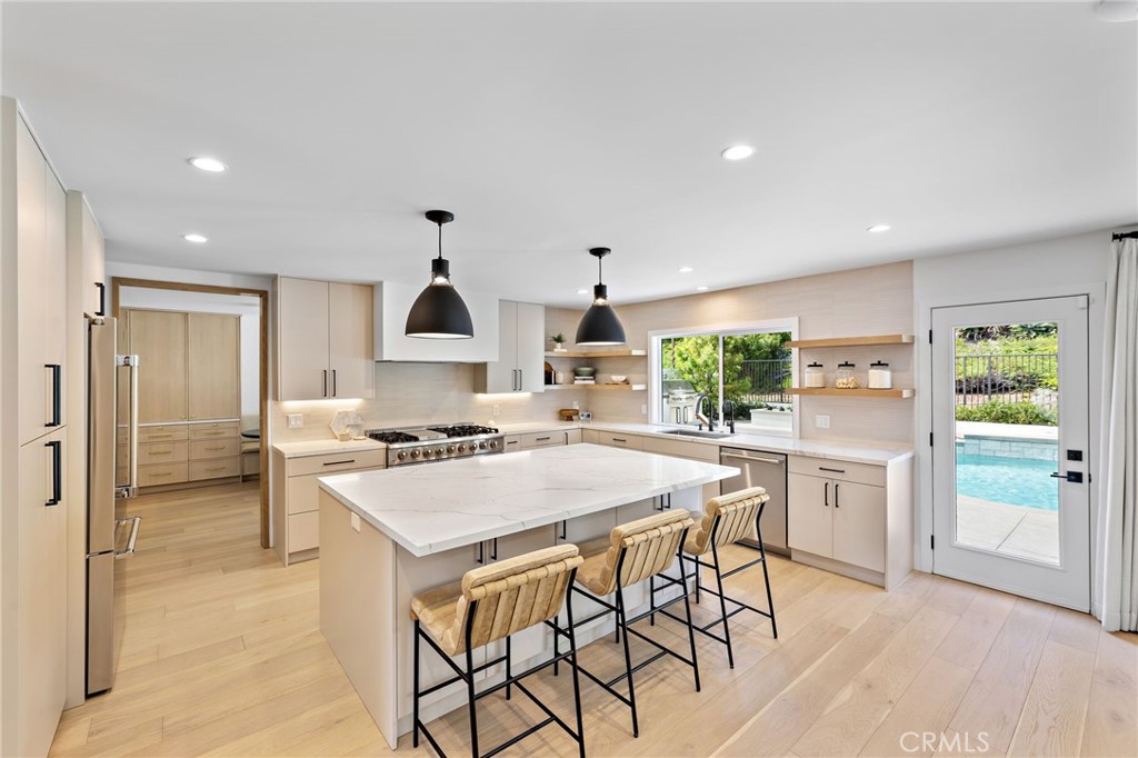 27171 Calle Delgado