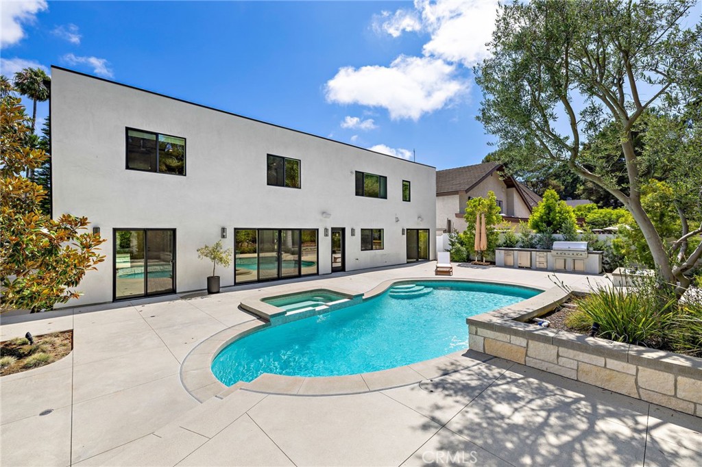 27171 Calle Delgado