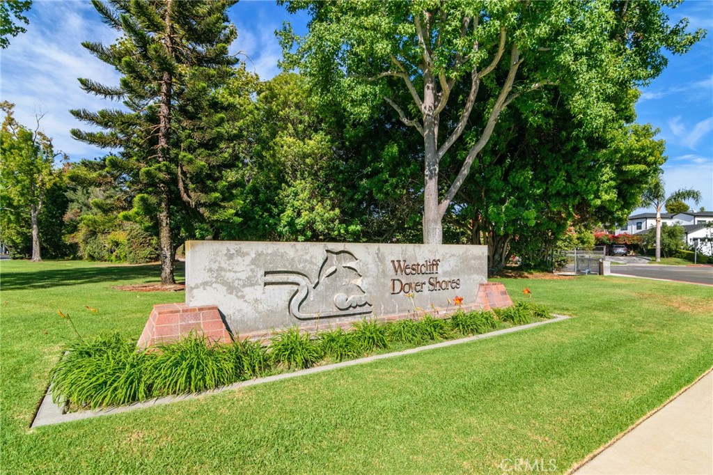 1206 Blue Gum Lane