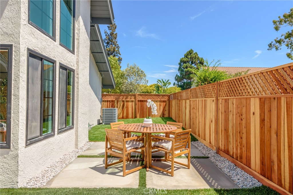 1206 Blue Gum Lane