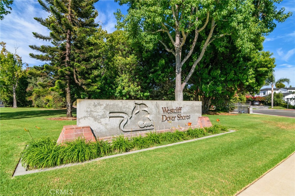 1206 Blue Gum Lane