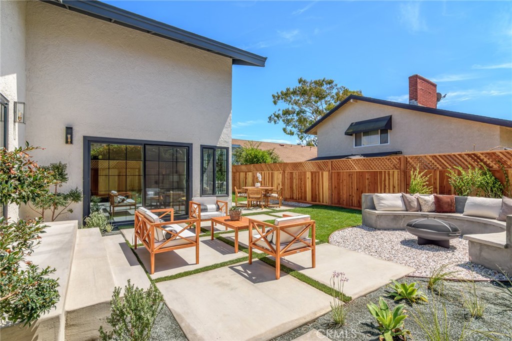 1206 Blue Gum Lane