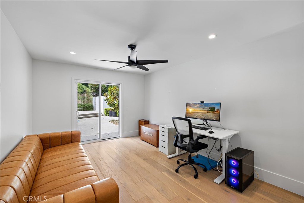 27171 Calle Delgado