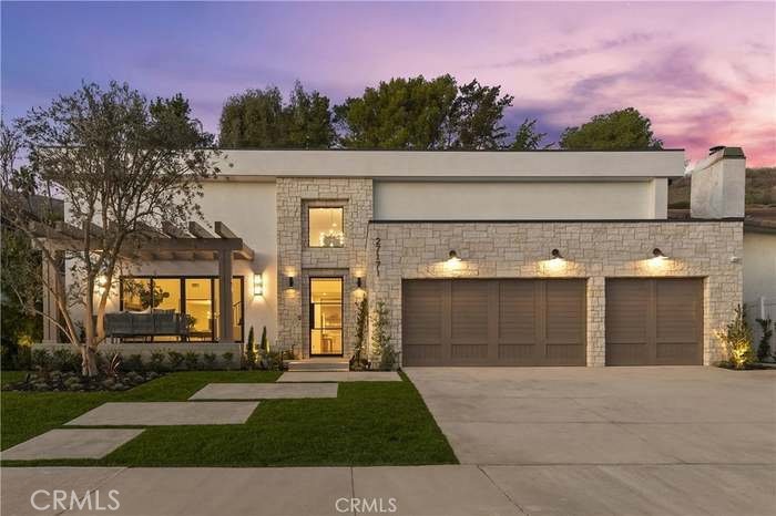 27171 Calle Delgado