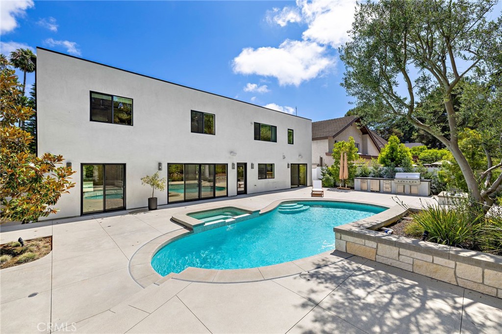 27171 Calle Delgado