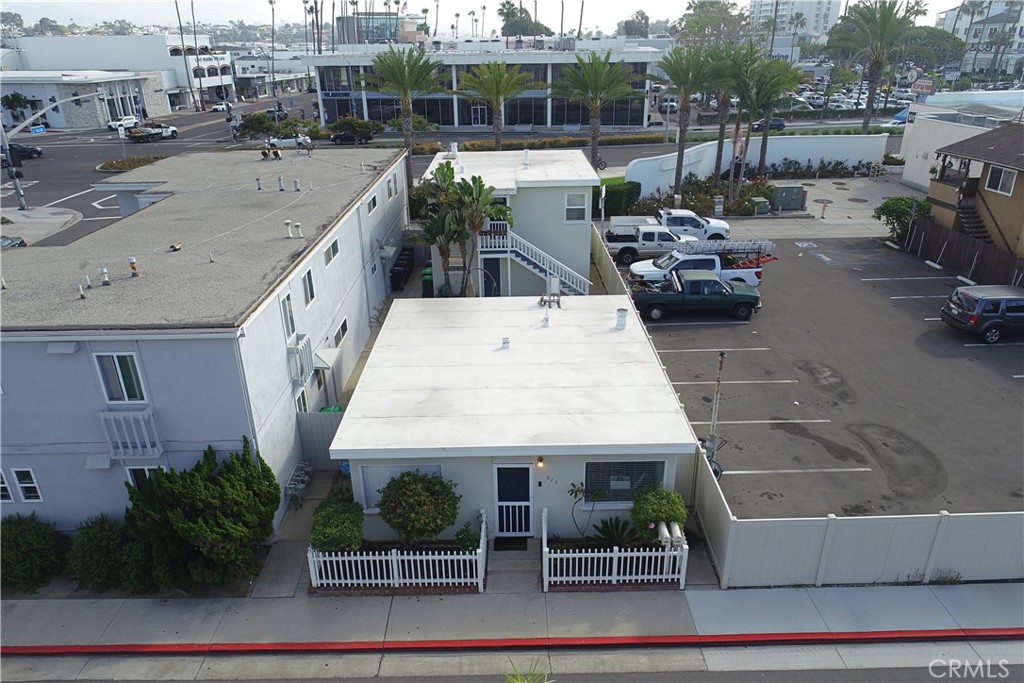 522 Clubhouse Avenue 1/2