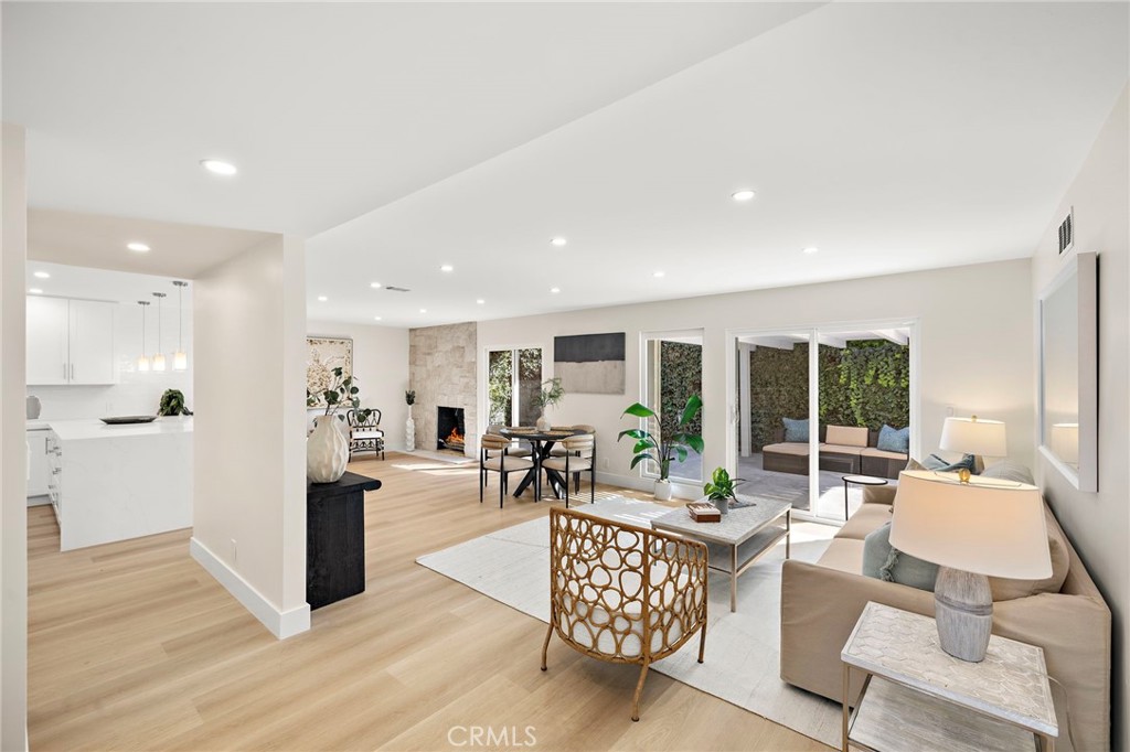 359 Ravello Lane